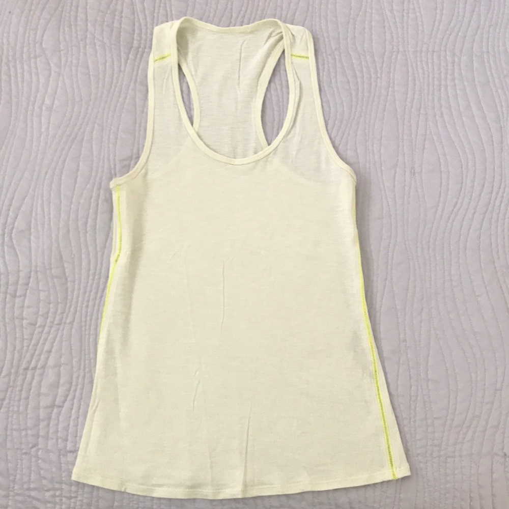 Lululemon tank